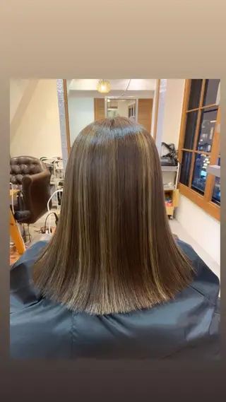 セミロング カラー ウルトワ髪質改善 ディレクター/熊倉都のヘアスタイル