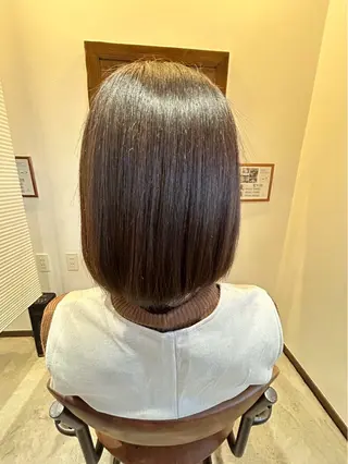 ミディアム カラー YUKI .のヘアスタイル