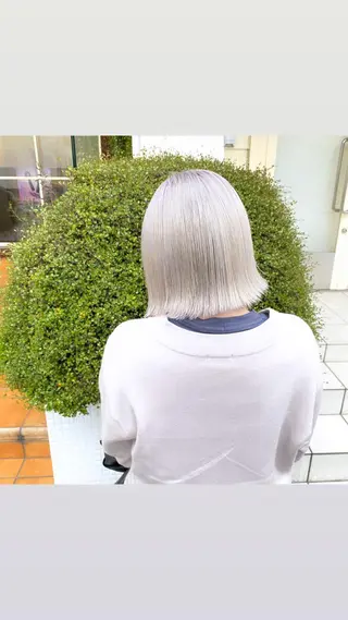 ショート カラー ヘアアレンジ ハイトーンカラー🌈 メンズパーマ鈴木康平のヘアスタイル