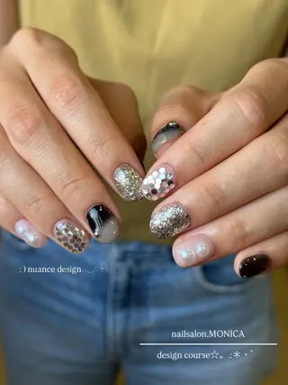 ネイル MONICA KARENのネイルデザイン