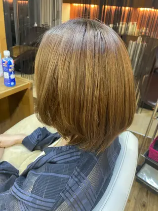 ミディアム 山木 裕子のヘアスタイル