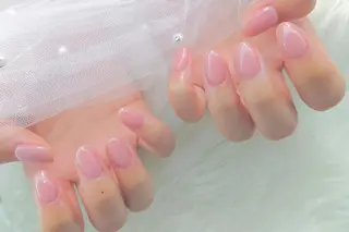 ネイル White  Se7enのネイルデザイン