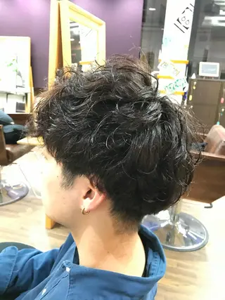 セミロング パーマ メンズ 美容師歴18年 ALBA 齊藤のヘアスタイル