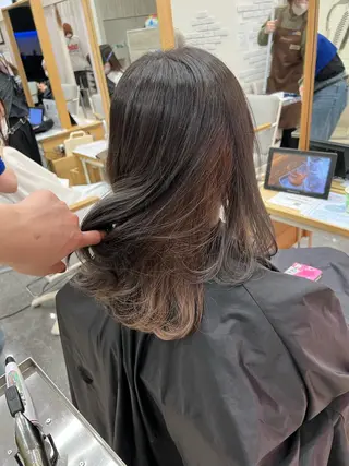 セミロング カラー 太白区/白髪ぼかし ハイライト/千葉達人のヘアスタイル