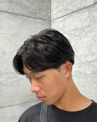 パーマ メンズ フェザーパーマメンズ ツイスパ京都駅前のヘアスタイル