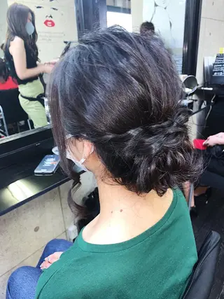 セミロング 京都最安価エクステ muuka🦋のヘアスタイル