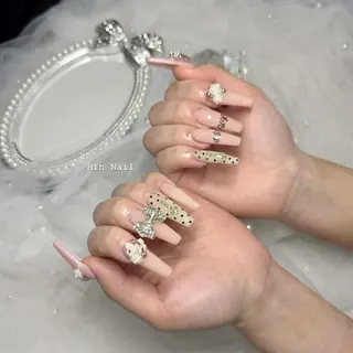 ネイル HIN NAILのネイルデザイン