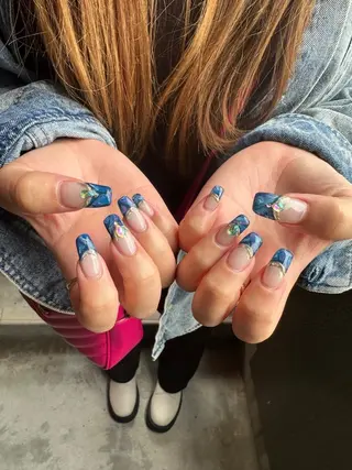 ロング ネイリスト EMIのネイルデザイン