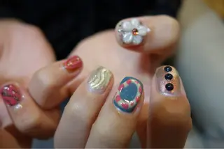 ネイル tsumeasobi 🪬macoのネイルデザイン