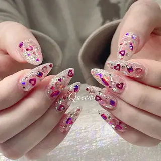 ネイル Queens 榊 まおのネイルデザイン