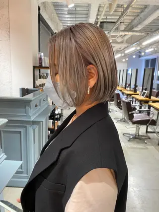 ミディアム カラー KOOKI スティードトーキョーのヘアスタイル