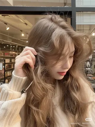 カラー 韓国風レイヤーカラー ライムのヘアスタイル