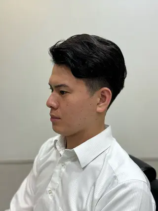 ショート パーマ メンズ 爲清 葵のヘアスタイル