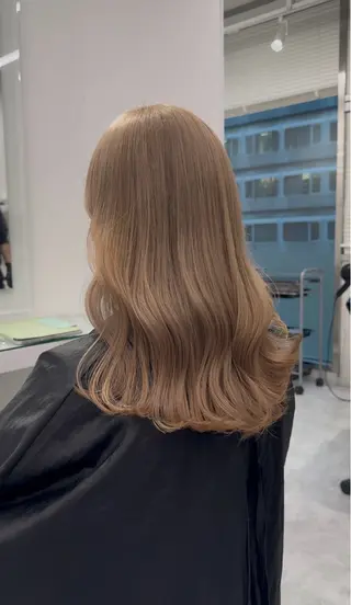 ロング カラー ヘアアレンジ 透け上品ハイトーン 職人ゆうと🤍のヘアスタイル