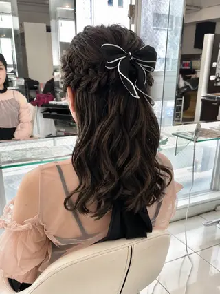 セミロング ブリーチ透明感カラー /レイヤー👗しずかのヘアスタイル