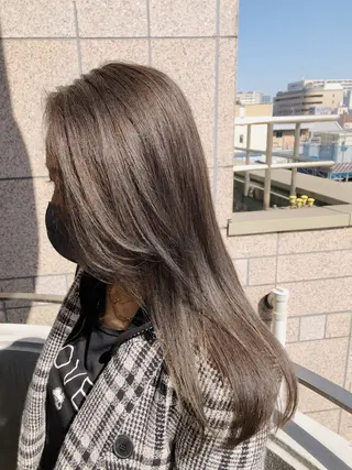 セミロング カラーアンドケアリタ kitamuuuのヘアスタイル