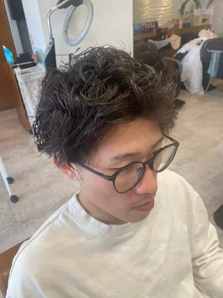 ショート パーマ 田崎 暁大のヘアスタイル