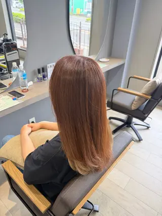 セミロング 佐藤 杏樹のヘアスタイル