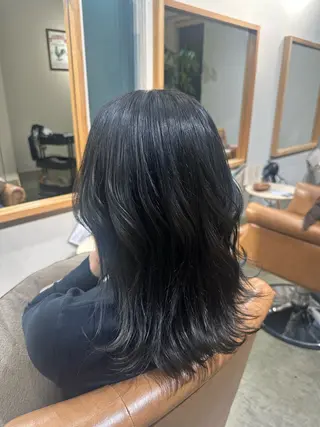 ミディアム 大石 楓のヘアスタイル