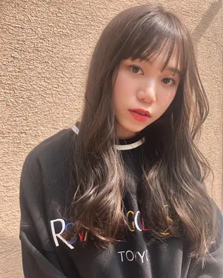 ロング カラー moana surfriderのヘアスタイル