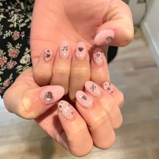 ネイル 新井 ひなののネイルデザイン