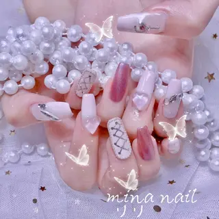 ネイル 🎀まゆ 🪽🐾のネイルデザイン