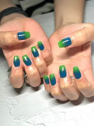 ネイル 【OKIKA】 らん🦖🌈🧡のマツエク・マツパデザイン