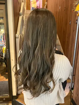 ロング カラー パーマ ヘアアレンジ 【暗め透明感カラー】 【インナー】小島良太のヘアスタイル
