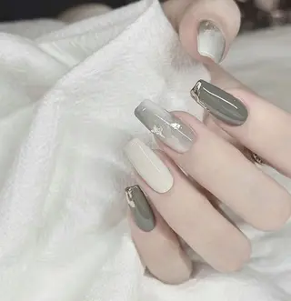 ネイル Queens みなみのネイルデザイン