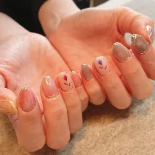 ネイル ジェヌインネイル 河内のネイルデザイン