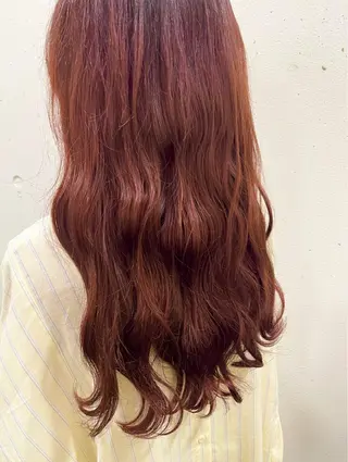 ロング フルカワ リナのヘアスタイル