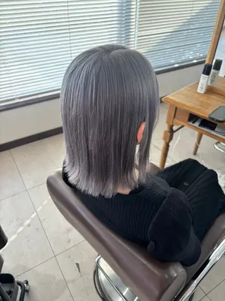ショート カラー 石橋 未有のヘアスタイル