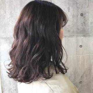 ミディアム カラー 菅沢 奈生のヘアスタイル