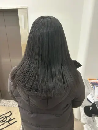 ミディアム ハルカ 透明感カラー 美髪縮毛矯正🥣のヘアスタイル