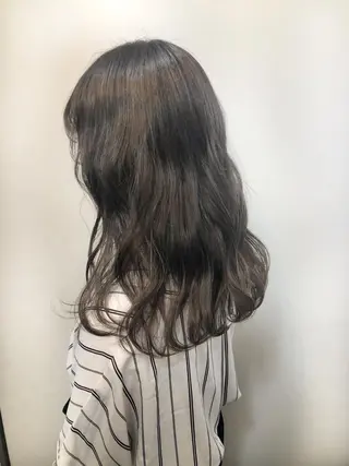 セミロング カラー 女性リピ90%🍨 🩷佐藤みずきのヘアスタイル