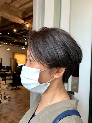 ショート カラー 吉田 聡一のヘアスタイル