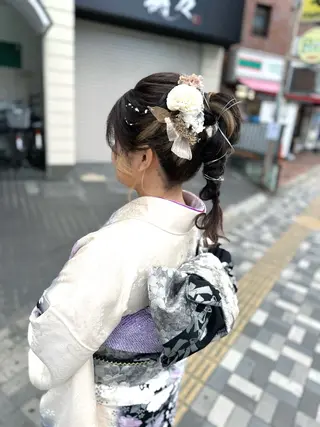セミロング 伊藤 栄子のヘアスタイル