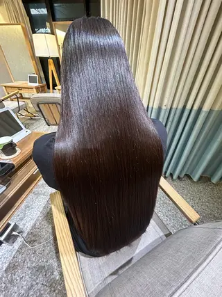 ロング 韓国　レイヤーカット ハッシュカットのヘアスタイル
