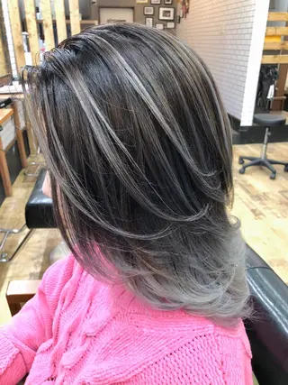 ミディアム カラー THREE 関根大のヘアスタイル