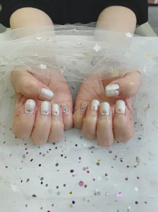 ネイル 🦋ネイルサロン ブラン🌈ゆりのネイルデザイン