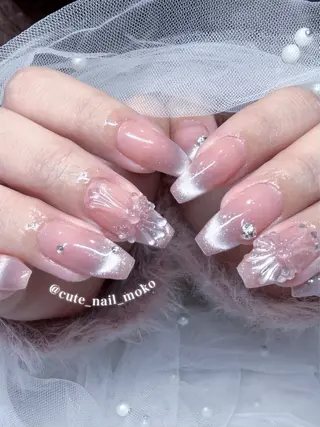 ネイル GO TODAY SHAiRE SALON原宿 Liber所属・️🫧もこ 艶感ネイル🫧のネイルデザイン