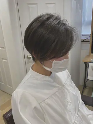 ショート パーソナルカラー lapiax阿部のヘアスタイル
