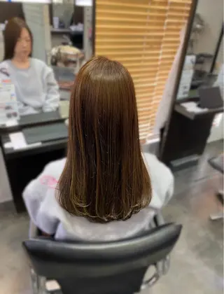 セミロング 瀬田/韓国レイヤー/ トレンドヘア石田亜弥のヘアスタイル