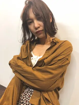 ミディアム カラー パーマ 安達 俊亮のヘアスタイル