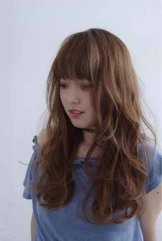 ロング カラー lucia RYOのヘアスタイル