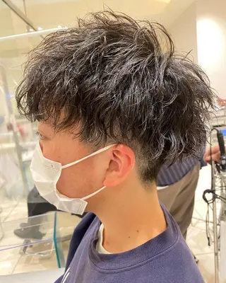 パーマ メンズ メンズパーマ 副店長ユウタのヘアスタイル