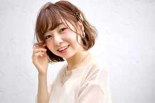 ショート カラー Rico OFFICIALのヘアスタイル
