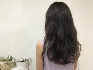 ロング カラー いけだ　ひかり ハイライトくびれヘアのヘアスタイル