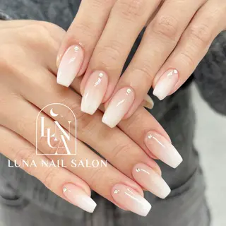 ネイル LUNA Nail salon💕のネイルデザイン