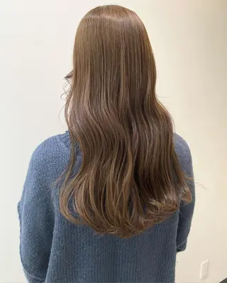 ロング カラー 高梨 菜々のヘアスタイル